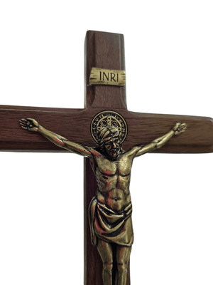 Crucifixo de Mesa em Madeira e Cristo em Metal Ouro Velho 28 cm-TerraCotta Arte Sacra