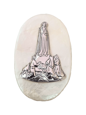 Porta Terço Italiano de Madrepérola e Prata Oval Nossa Senhora de Fátima 7 x 4,5 cm
