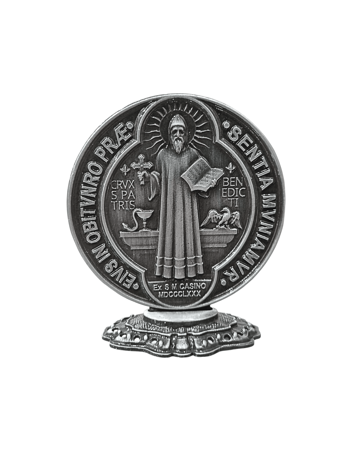 Adorno de Mesa Medalha de São Bento Metal Galvanizado Prata Velha 9,5 cm-TerraCotta Arte Sacra