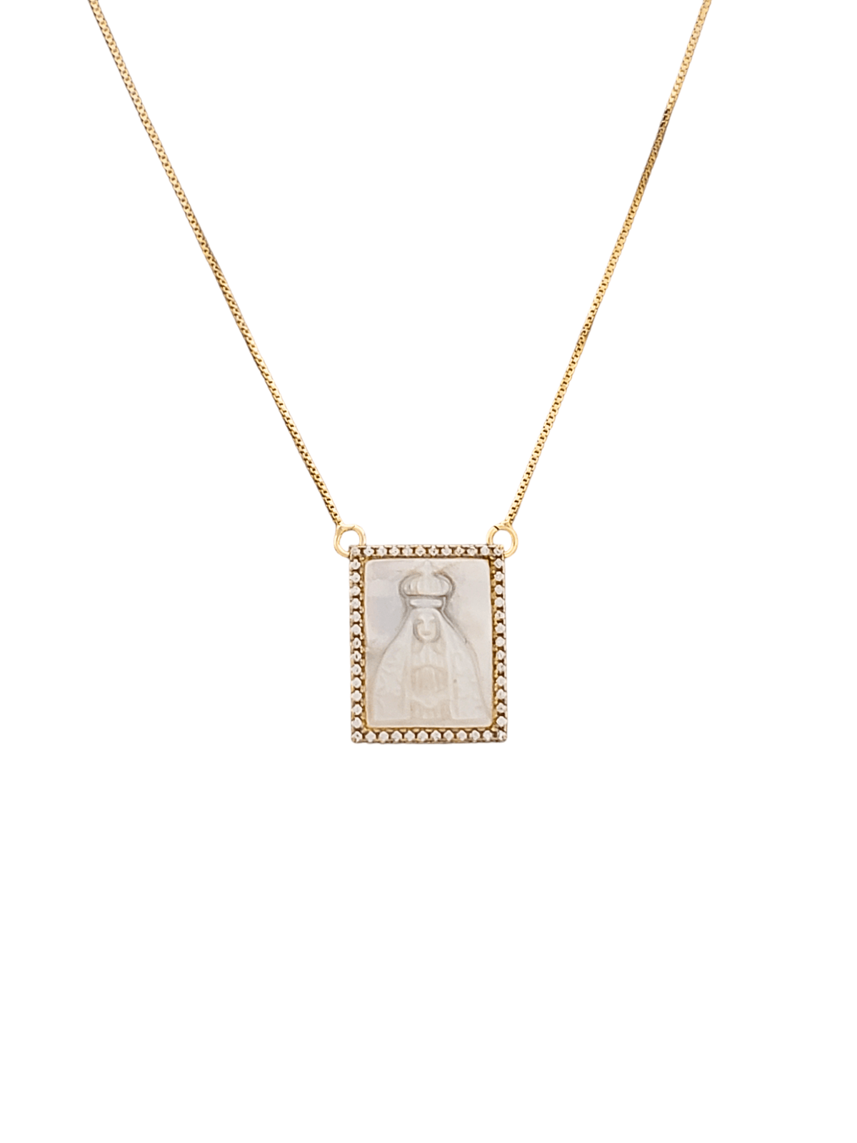 Gargantilha de Nossa Senhora Aparecida em Madrepérola de Prata de Lei 925 com Banho de Ouro-TerraCotta Arte Sacra