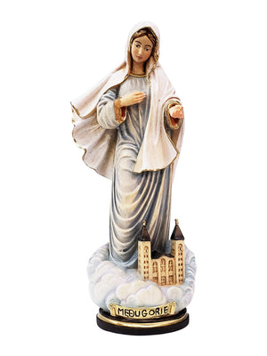 Imagem de Nossa Senhora de Medjugorje com a Igreja em Madeira Italiana 20 cm-TerraCotta Arte Sacra